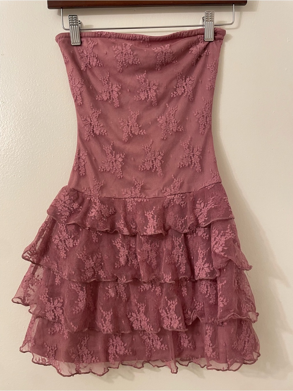Lace Ruffle Strapless Mini Dress - Picture 4 of 6